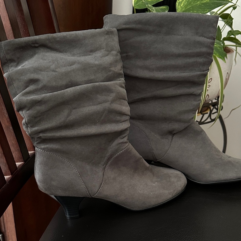 Chic Gray Heeled Boots for Women